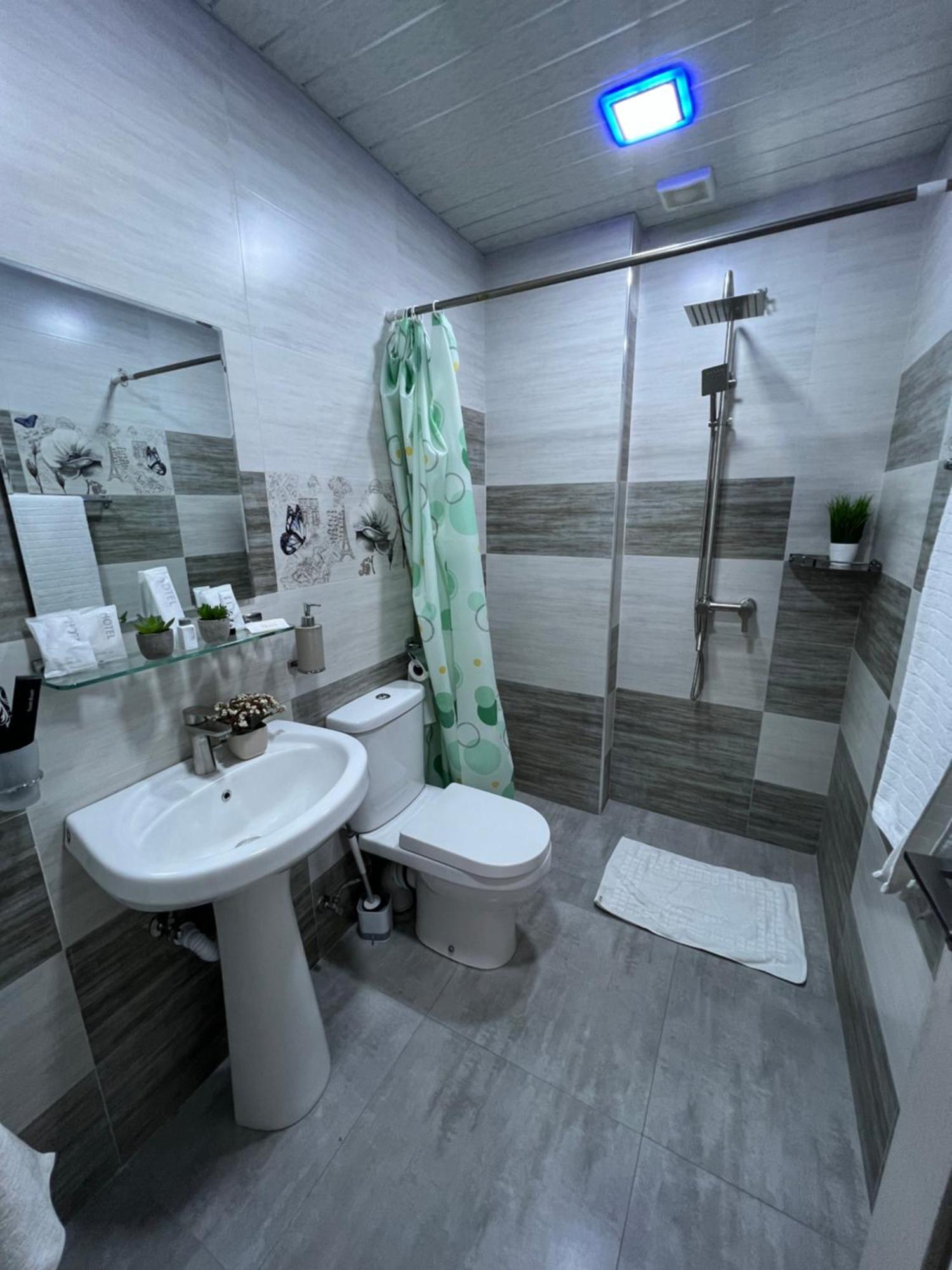 Cosy Apartment With Good Location Self Check In Jerevan Eksteriør bilde